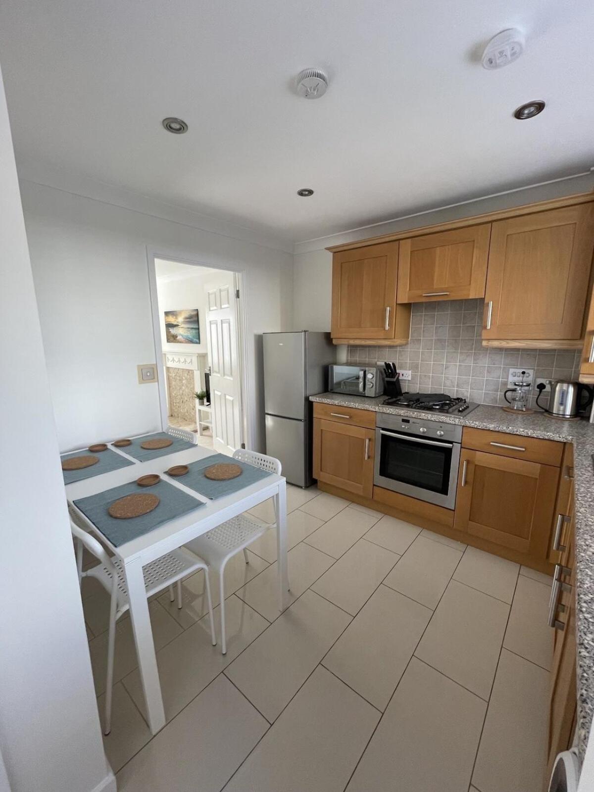 Comfortable Home W Private Parking Charlestown Charlestown  Exterior foto