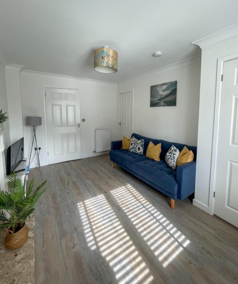 Comfortable Home W Private Parking Charlestown Charlestown  Exterior foto